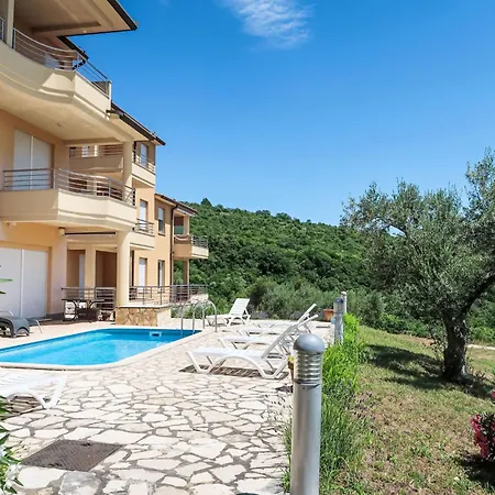 Apartman Orhideja Und Magnolia-5 By Interhome